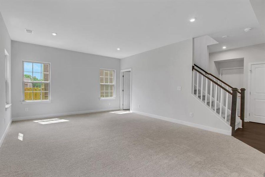 Spacious, unfurnished interior of a new home in Southern Hills, McDonough (Image 18). Spacious, unfurnished interior of a new home in Southern Hills, McDonough (Image 18).