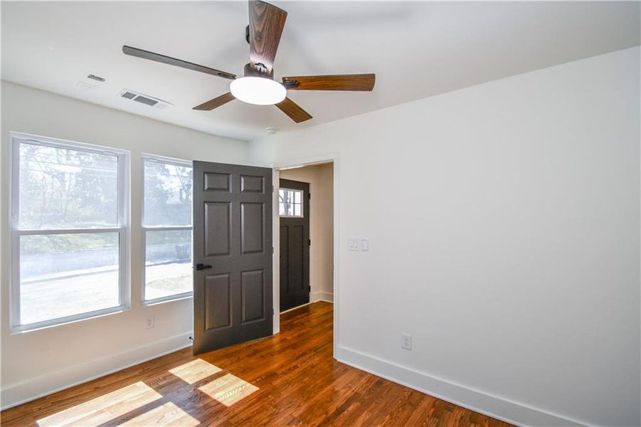 Spacious, unfurnished interior of a new home in , Atlanta (Image 30).
