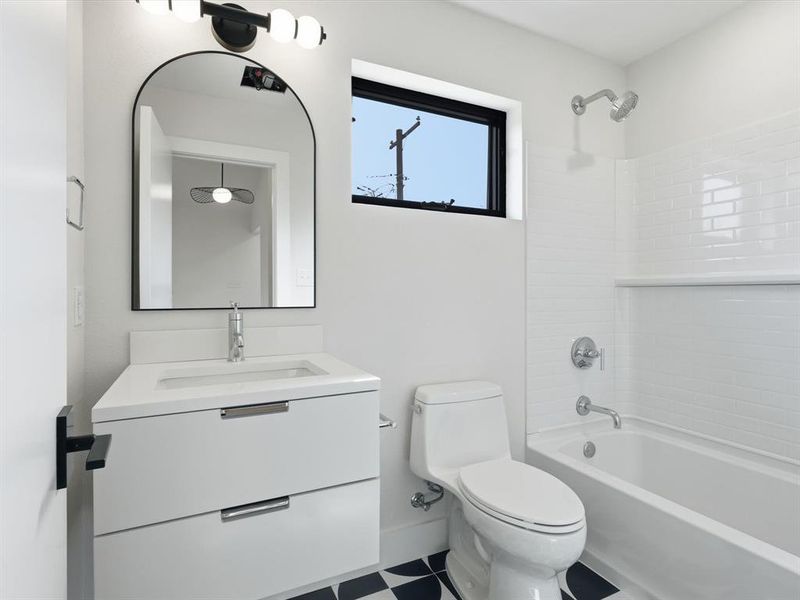 Furnished interior view inside a new home in , Fort Worth (Image 15).