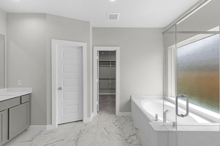 Furnished interior view inside a new home in Beacon Hill, Waller (Image 12).