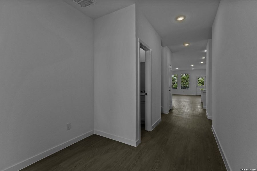 Spacious, unfurnished interior of a new home in Waterwheel, San Antonio (Image 17).