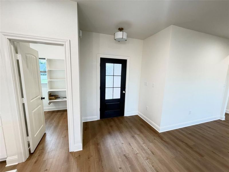 Spacious, unfurnished interior of a new home in , Lindsay (Image 18).