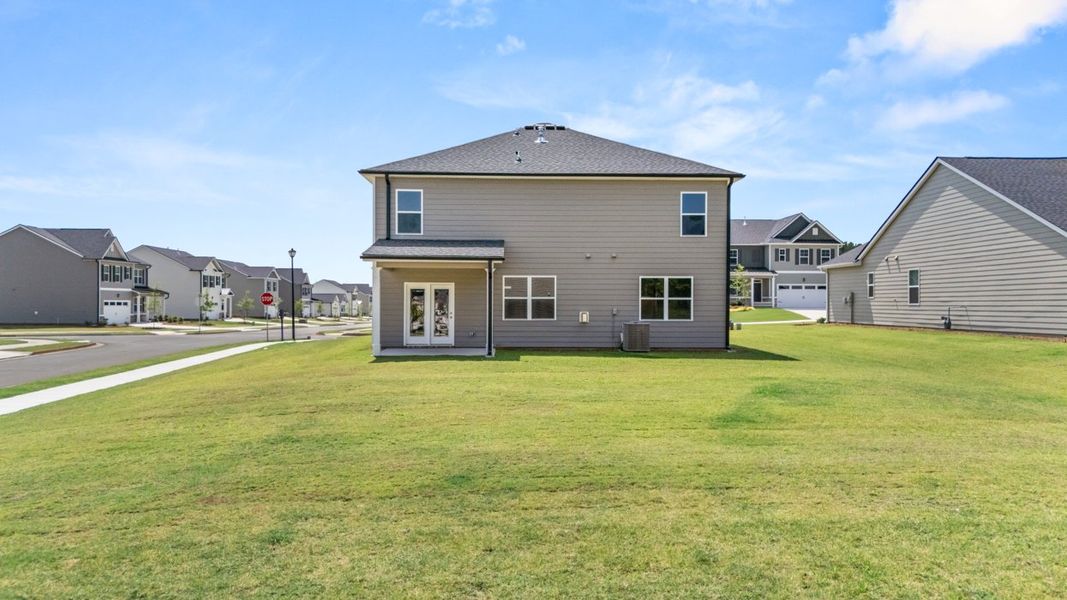 Representative exterior details of a home built from the Elle by D.R. Horton in Preserve at Dove Creek, Statham (Image 2).