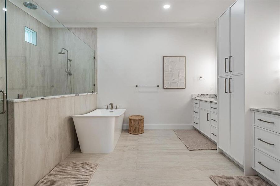 Furnished interior view inside a new home in , Tampa (Image 22).