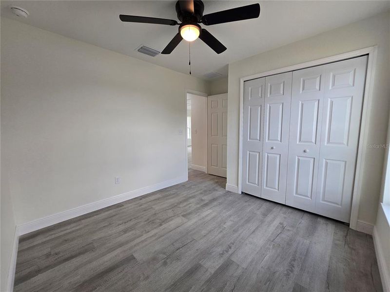 Spacious, unfurnished interior of a new home in , Ocala (Image 12).