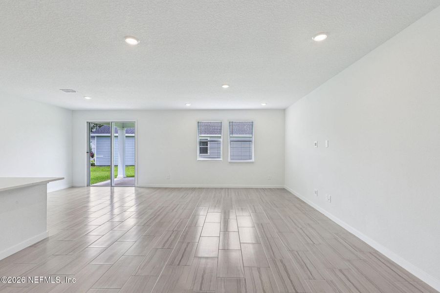 Spacious, unfurnished interior of a new home in Flagler Village - Signature Series, Palm Coast (Image 25).