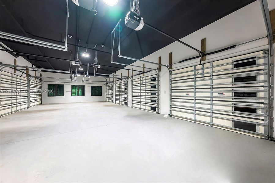Spacious, unfurnished interior of a new home in , Marathon (Image 100). Spacious, unfurnished interior of a new home in , Marathon (Image 100).
