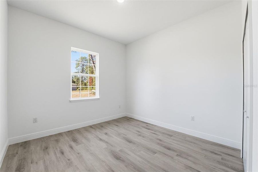 Spacious, unfurnished interior of a new home in , Ocala (Image 29).