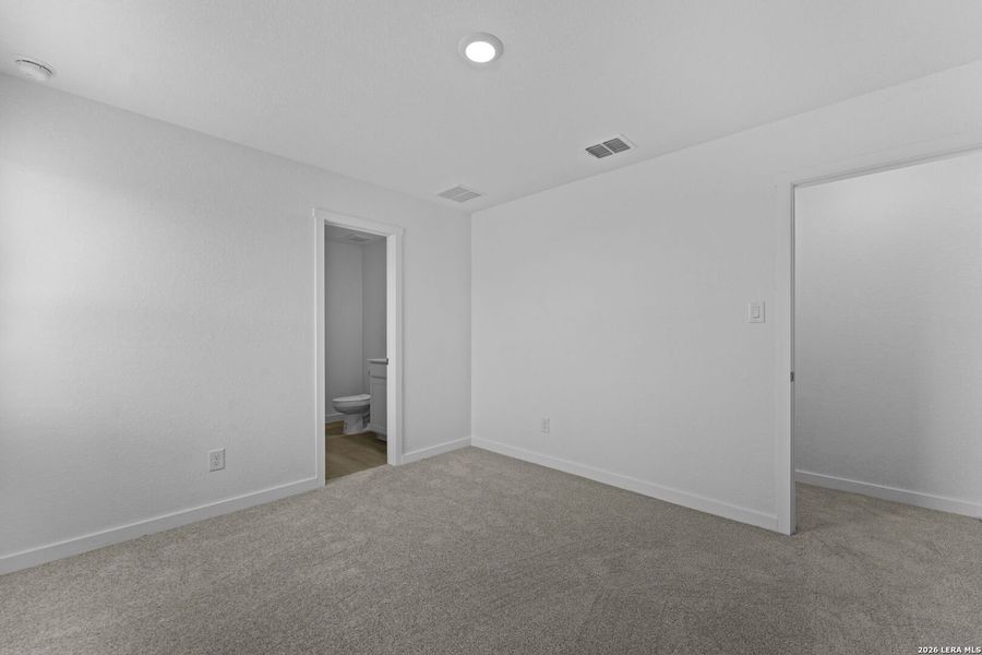 Spacious, unfurnished interior of a new home in Hightop Ridge, Converse (Image 16).