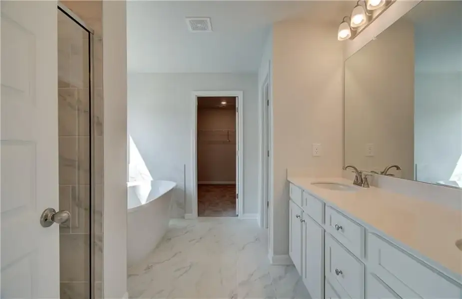 Furnished interior view inside a new home in Grandview at Millers Mill, Stockbridge (Image 9).