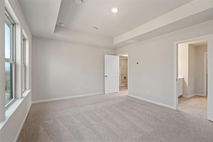 Spacious, unfurnished interior of a new home in , Mableton (Image 30).