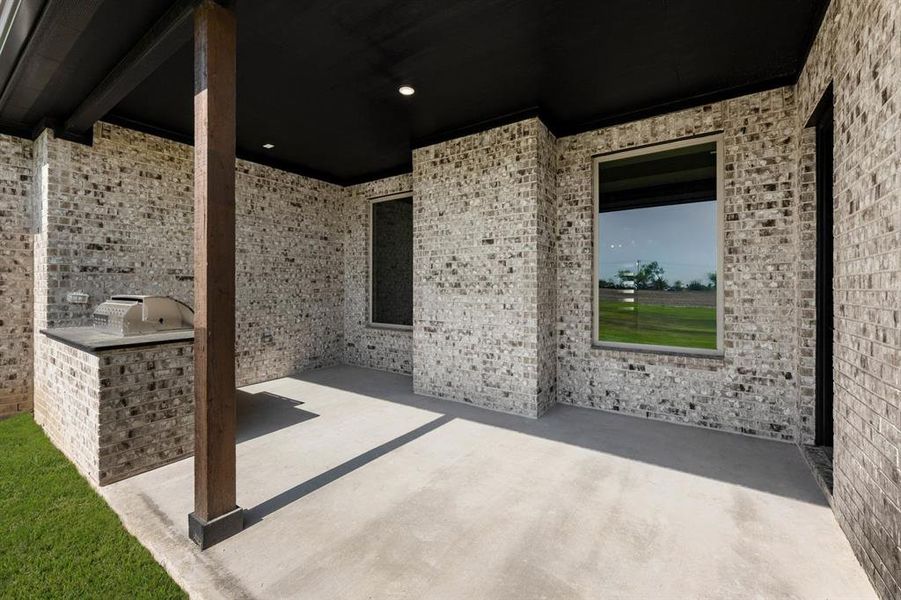 136 Evanston-Patio-1 136 Evanston-Patio-1