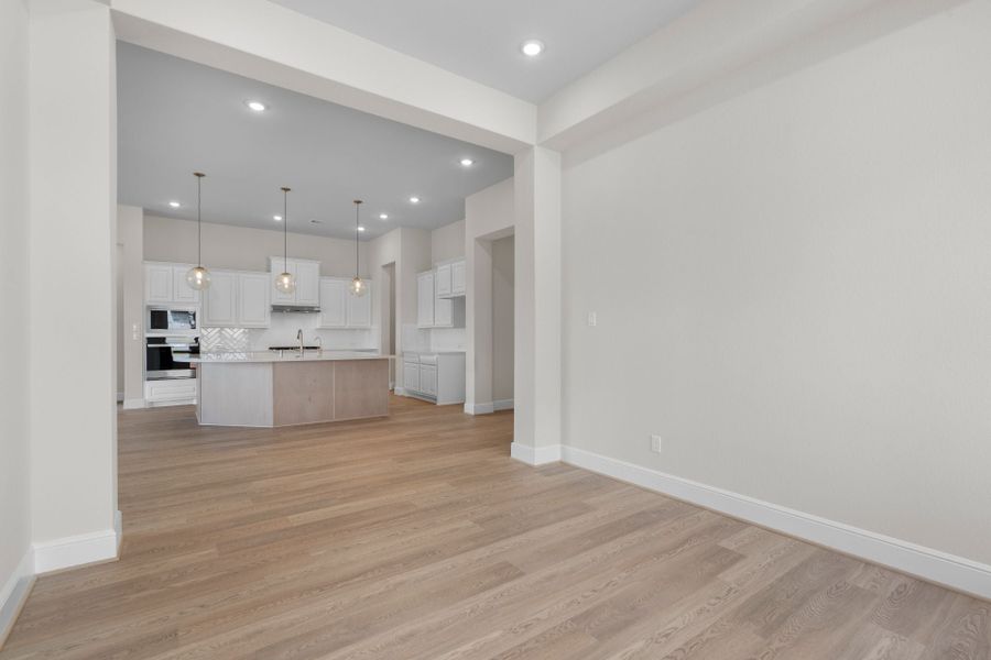 Meadowlakes New Home in Manvel, TX.  - Slide 8