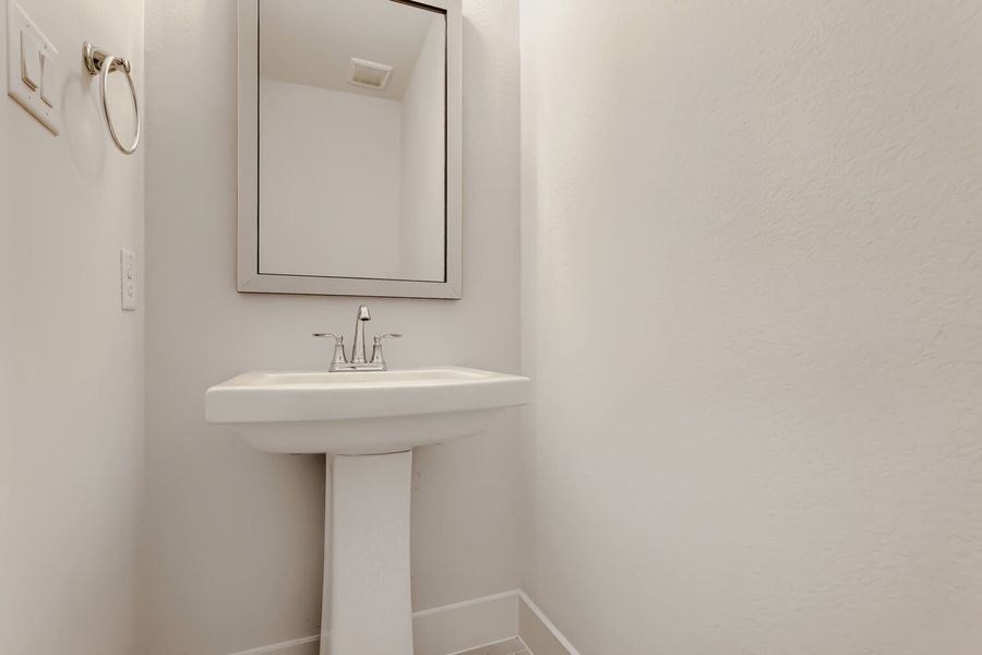 4315 Blackberry - Powder Bathroom 4315 Blackberry - Powder Bathroom