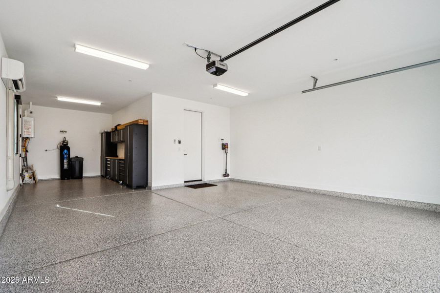 44-web-or-mls-N Cave Creek Rd 1037-S0412