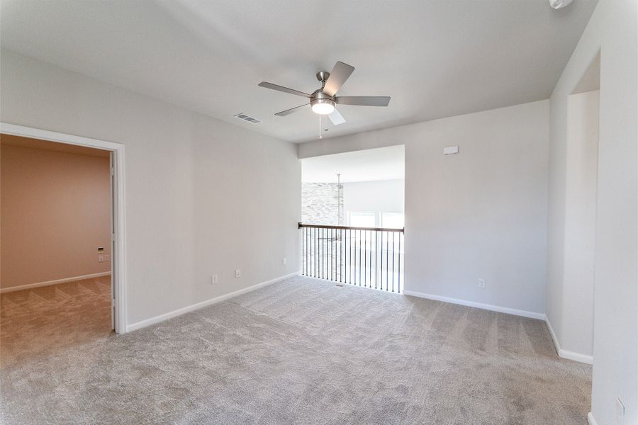 Spacious, unfurnished interior of a new home in Westridge, McKinney (Image 42).