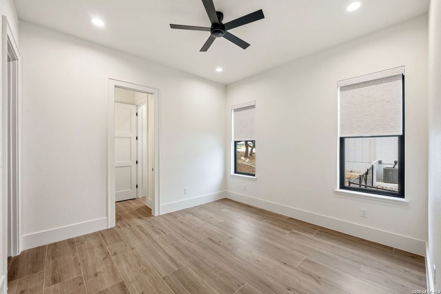 Spacious, unfurnished interior of a new home in , New Braunfels (Image 21).