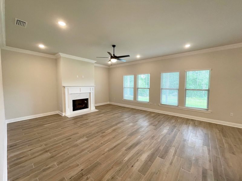 Spacious, unfurnished interior of a new home in Iron Rock, Cantonment (Image 6).