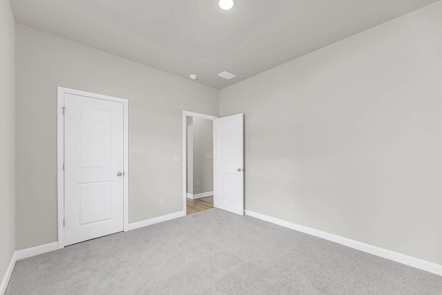 Similar Greenwood floorplan with Milan Collection. Features and finishes may change.