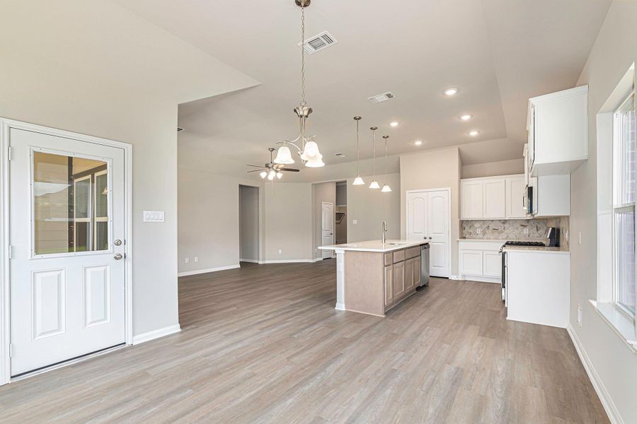 Image 33 of a home in . Image 33 of a home in .