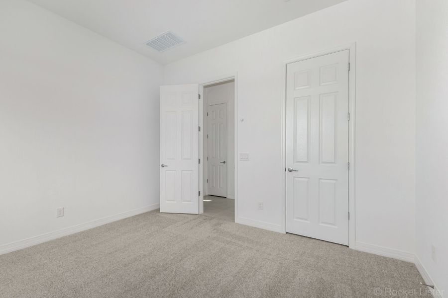 Spacious, unfurnished interior of a new home in Tierra Vistoso, Surprise (Image 15).