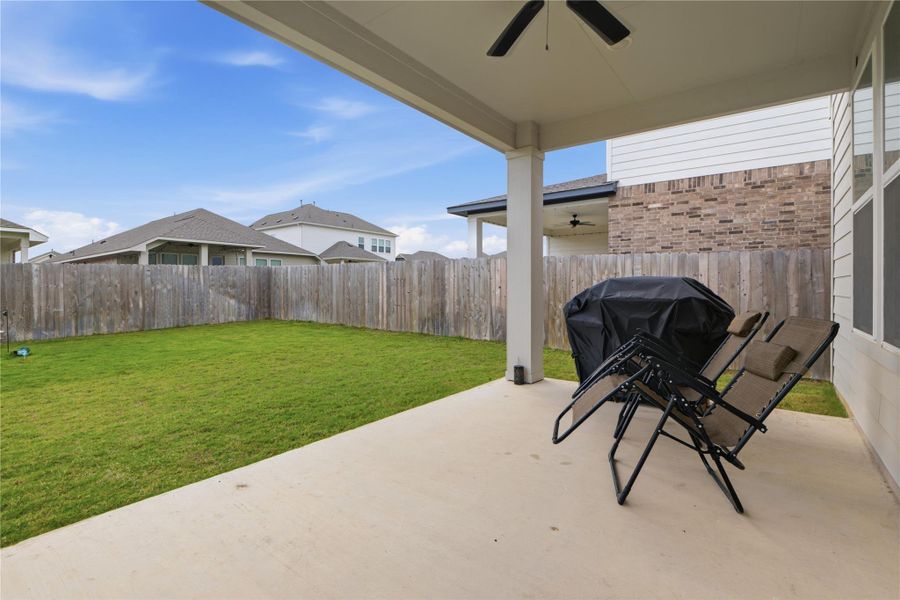 Exterior details and patio area of a home in University Heights, Round Rock (Image 4).