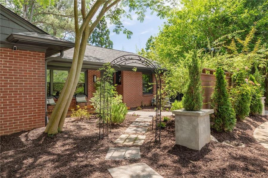 Image 30 of a home in .