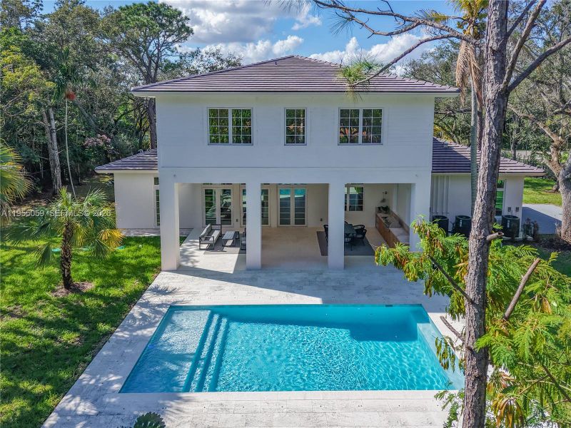 Exterior details and patio area of a home in , Miami (Image 26).