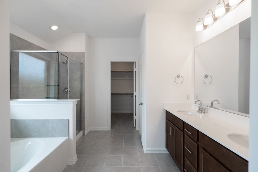 Furnished interior view inside a new home in Chalk Hill, Celina (Image 7).