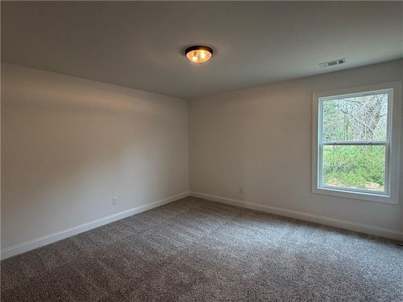 Spacious, unfurnished interior of a new home in , Jefferson (Image 36).