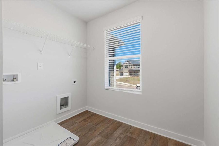 Spacious, unfurnished interior of a new home in Fern Dale, Fairburn (Image 15). Spacious, unfurnished interior of a new home in Fern Dale, Fairburn (Image 15).