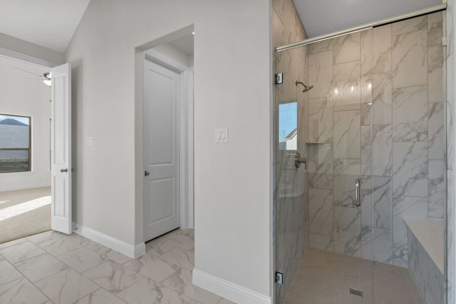 4br New Home in McKinney, TX.  - Slide 25