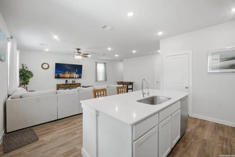 Furnished interior view inside a new home in Senna, San Antonio (Image 7).
