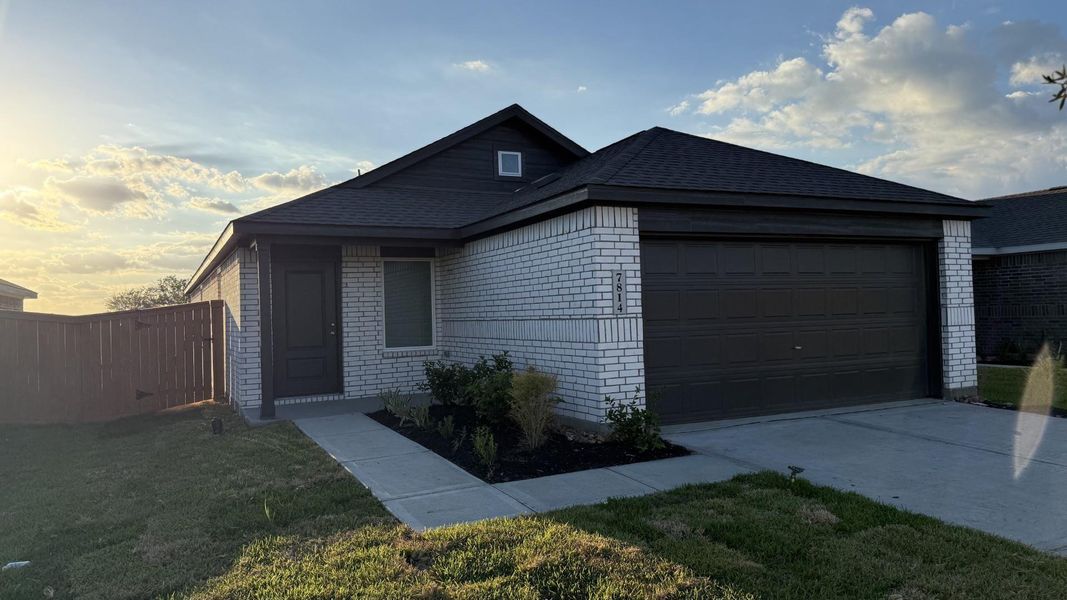 Pics are not of actual home.  They are a representative of a home of the same floor plan