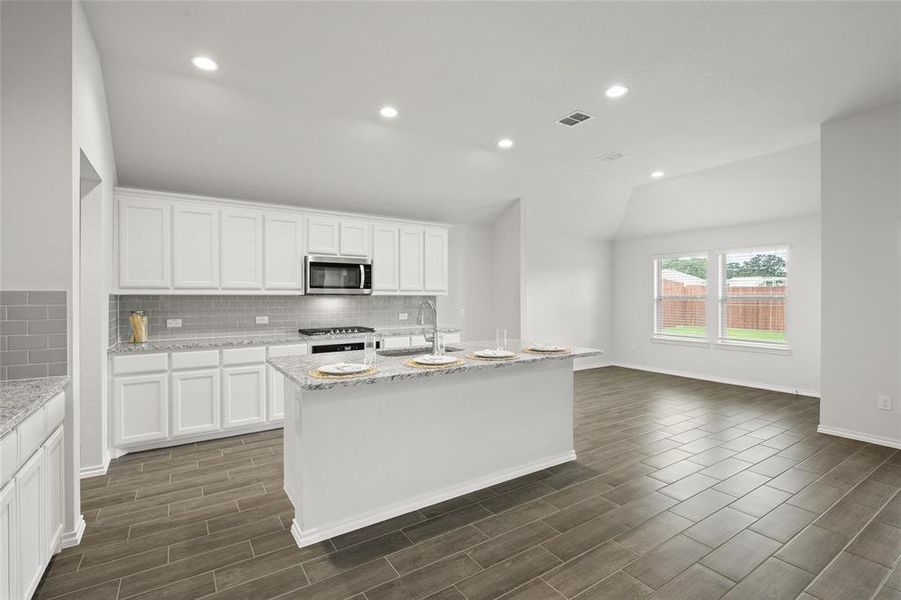 429 Basalt Kitchen2