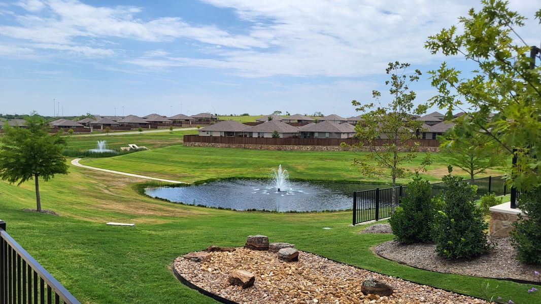 Community amenities associated with the Bailey by D.R. Horton in Highlands at Chapel Creek, Fort Worth (Image 8).