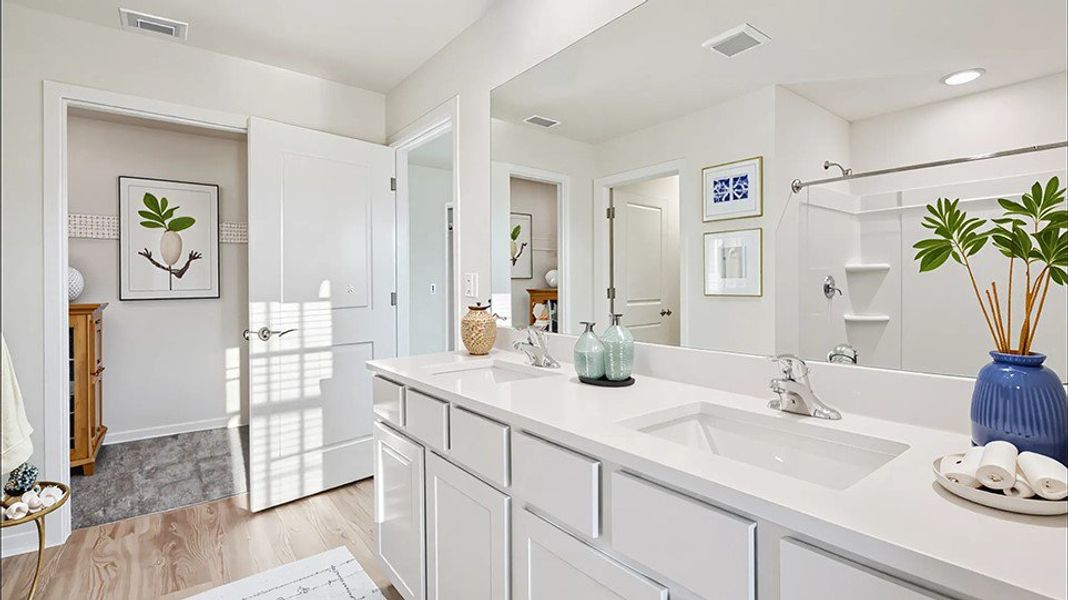 Representative furnished interior of a home built from the Hayden by D.R. Horton in Sandal Key, Weeki Wachee (Image 11).