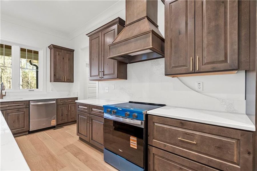 Furnished interior view inside a new home in , Calhoun (Image 14).