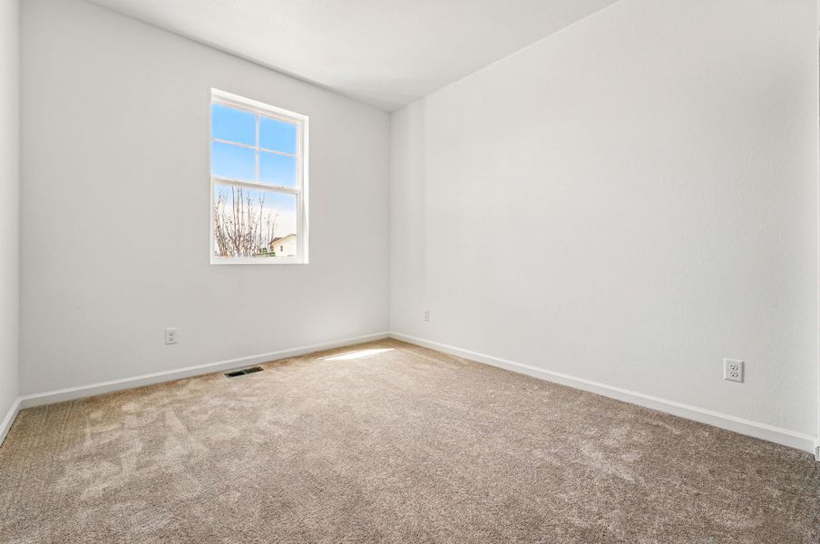 Representative unfurnished interior of a home built from the The Castlewood by Taylor Morrison in The Aurora Highlands Landmark Collection, Aurora (Image 28).