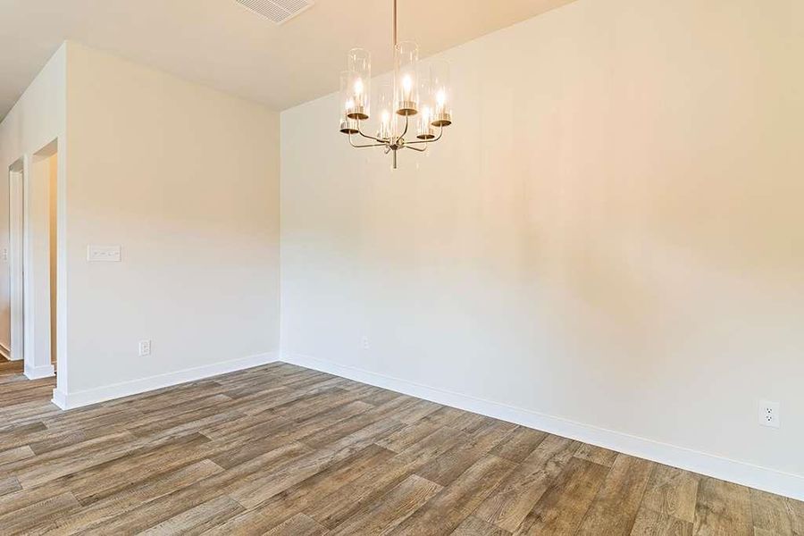 Spacious, unfurnished interior of a new home in Southern Hills, McDonough (Image 21).