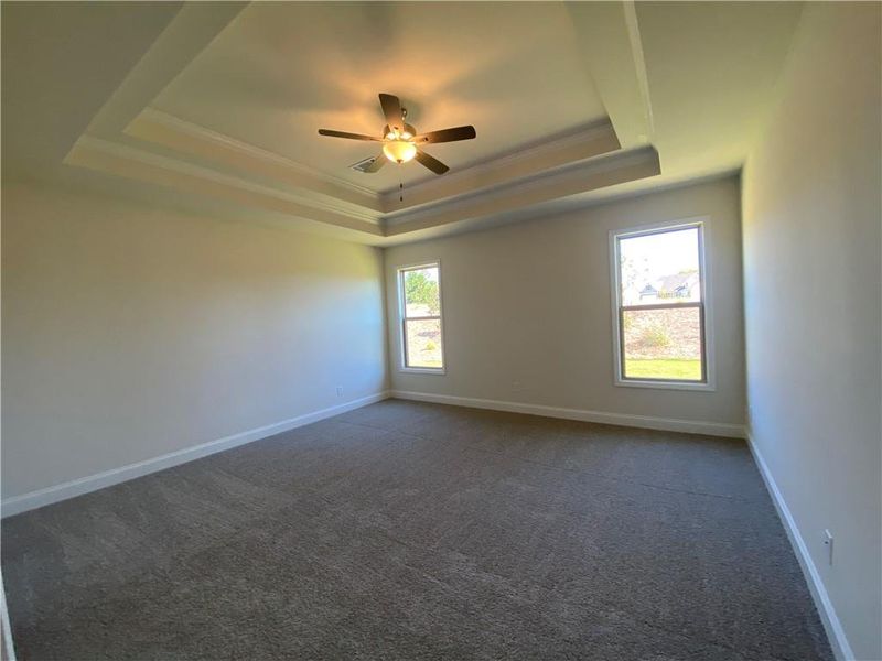 Spacious, unfurnished interior of a new home in , Jefferson (Image 36).