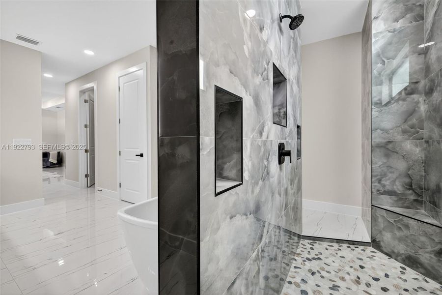 Furnished interior view inside a new home in , Cape Coral (Image 26).