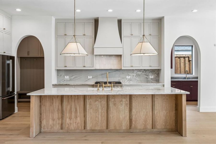 Furnished interior view inside a new home in , Dallas (Image 4).