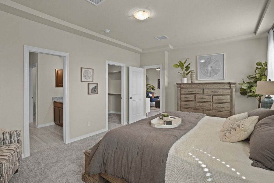 Furnished interior view inside a new home in Campo Del Sol, El Paso (Image 8).