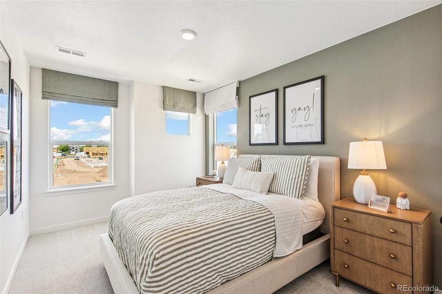 Furnished interior view inside a new home in Settlers Crossing, Commerce City (Image 22).