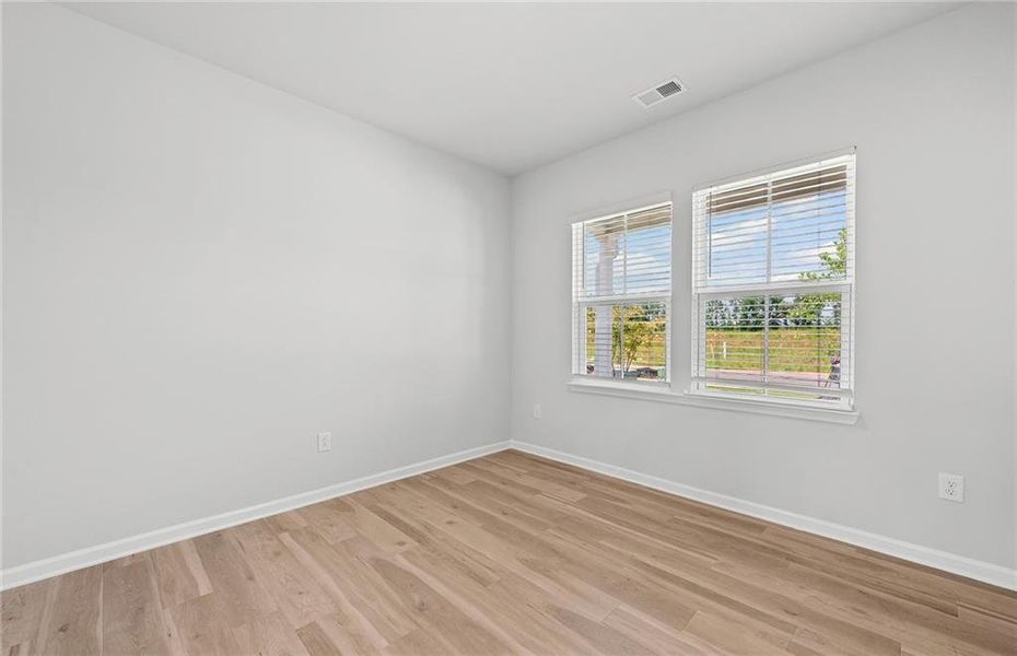 Spacious, unfurnished interior of a new home in Anderson Point, McDonough (Image 26).
