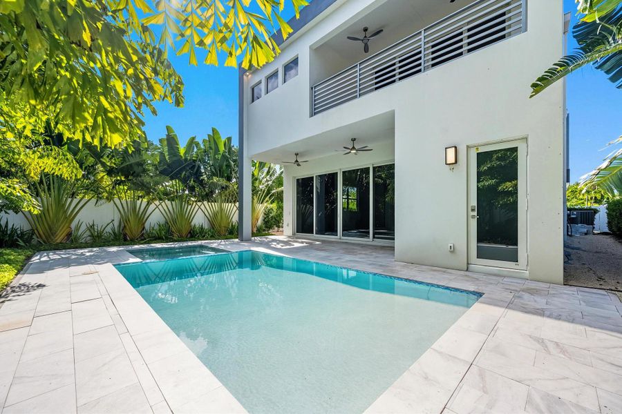 Image 48 of a home in . Image 48 of a home in .