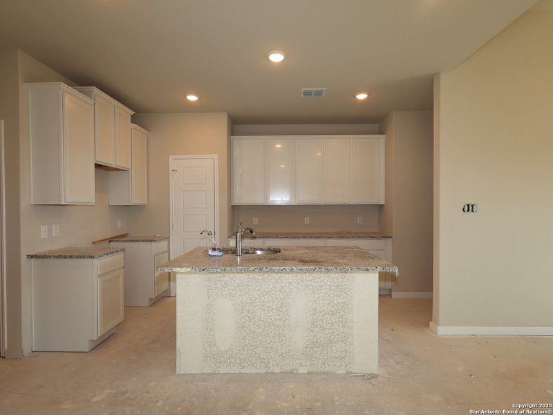 Image 44 of a home in Hunters Ranch.