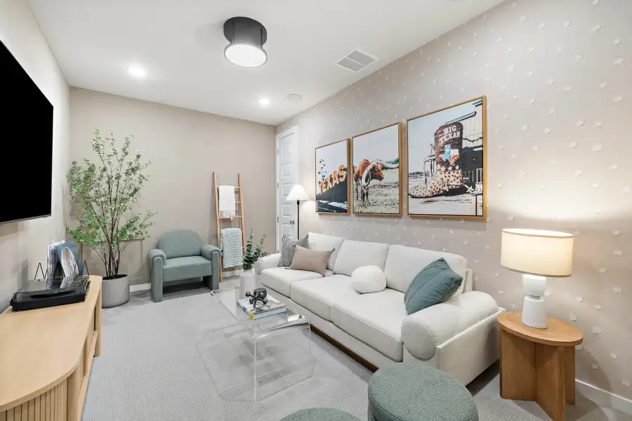 Furnished interior view inside a new home in Turner's Crossing, Buda (Image 46).