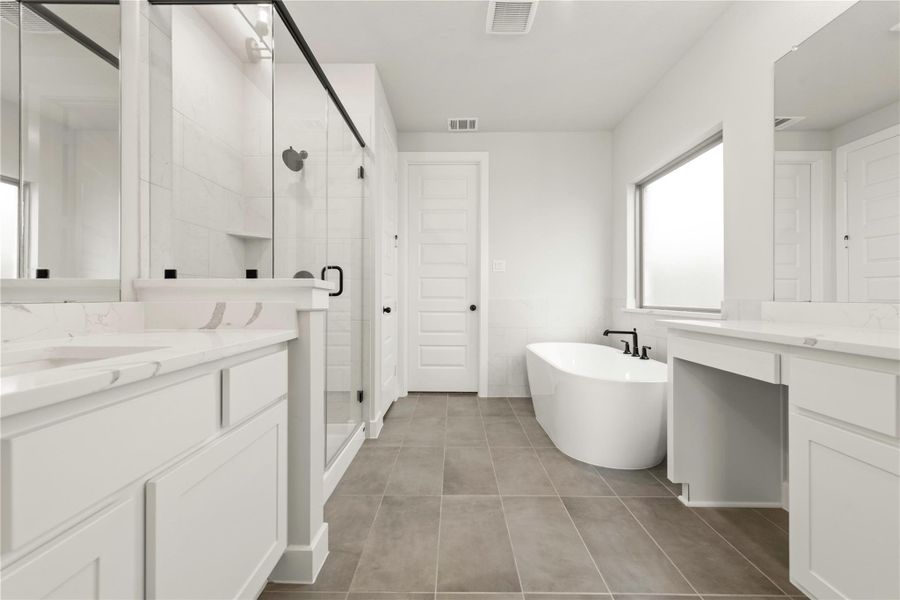 Furnished interior view inside a new home in Candela, Richmond (Image 9).